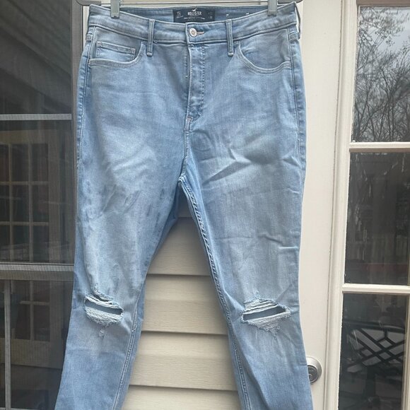 Hollister Distressed Curvy High-Rise Super Skinny Soft Stretch, Size 15L/W32/L30 - Picture 1 of 5